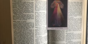 Tak wyglądał pierwszy obrazek Jezusa Miłosiernego. Dlaczego nie podobał się s. Faustynie?