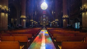 Efekty świetlne w katedrze na Majorce
