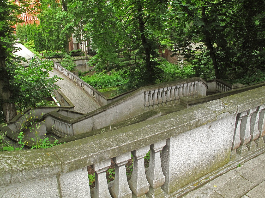 PELPLIN MIASTO KSIĘŻY