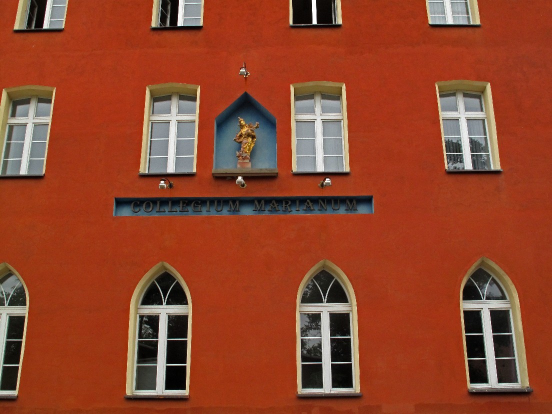 PELPLIN MIASTO KSIĘŻY