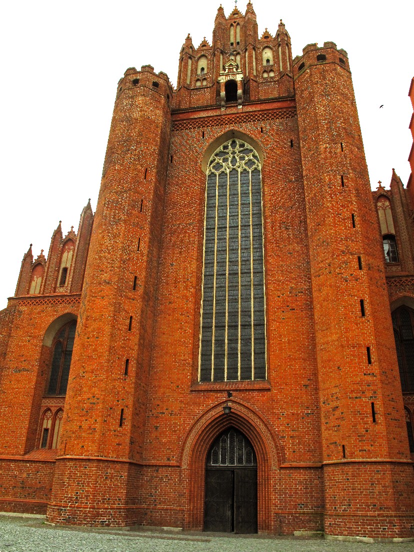 PELPLIN MIASTO KSIĘŻY