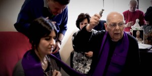 „Diabeł i ojciec Amorth”, czyli prawdziwy egzorcyzm… na ekranie. Zobacz zwiastun!