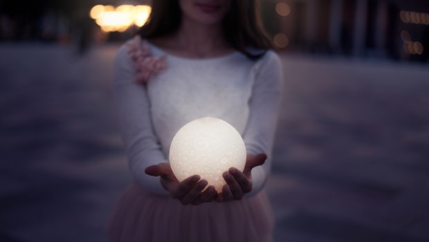 GIRL, MOON, HANDS