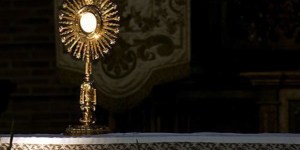 O 3.00 nad ranem szła na adorację, gdy zatrzymało ją sześciu uzbrojonych mężczyzn