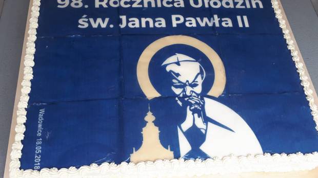 Tort z wizerunkiem św. Jana Pawła II