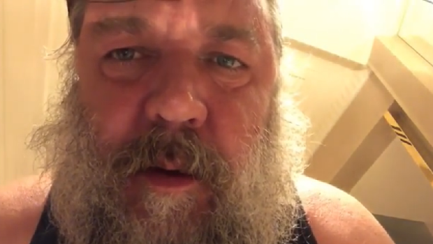 RUSSELL CROWE