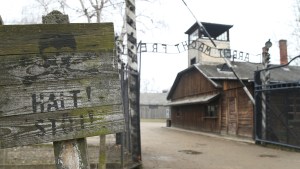 AUSCHWITZ