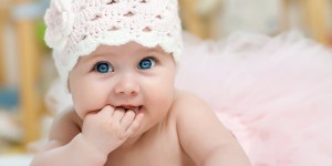 Imiona, które noszą w sobie pieczęć Boga. Może nazwiesz tak swoją córkę?