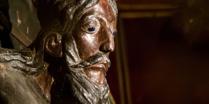 Słynny włoski krucyfiks to najstarsza drewniana rzeźba w Europie