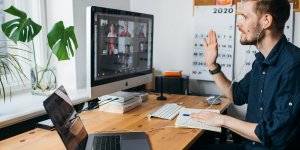 Pracujesz z domu? 10 sposobów, jak dbać o zdrową głowę