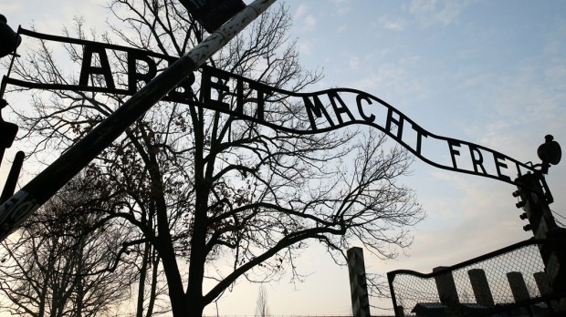 AUSCHWITZ