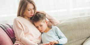 Jak pocieszyć dziecko, gdy szkoła powoduje niepokój i zdenerwowanie