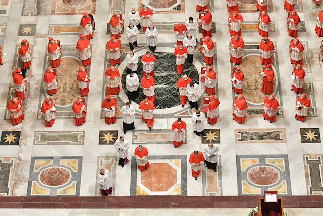 PFCC281120_FOT0-2_CONCISTORO.jpg