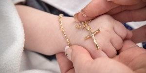 Jesteś matką lub ojcem chrzestnym? Czy wiesz, co to znaczy?