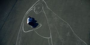 „Wiosna miłości zaczyna się od matek”. Ten wzruszający film to hołd dla mam na całym świecie