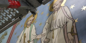 Notre Dame po pożarze: reportaż z wnętrza restaurowanej katedry [zdjęcia]