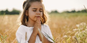 Oby nie było za późno! 4 lekcje od dzieci z Fatimy o tym, jak nasze maluchy wprowadzać w życie wiarą