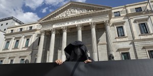 Kolejny kraj legalizuje eutanazję. Nowe prawo zacznie obowiązywać od czerwca