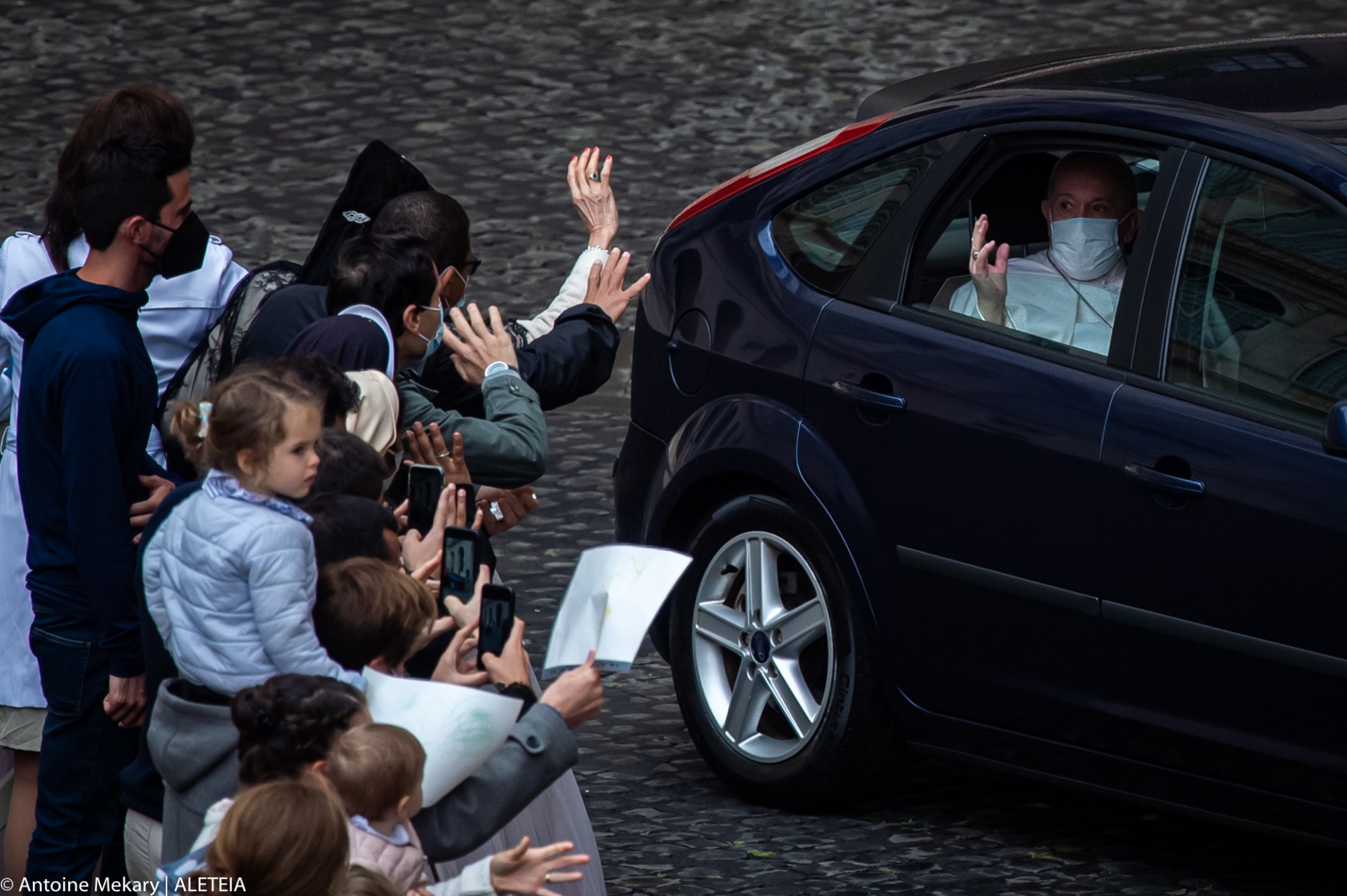 WEB2-AMPAM1921-Pope-Audience-May-19-2021-Antoine-Mekary-ALETEIA-AM_2258.jpg
