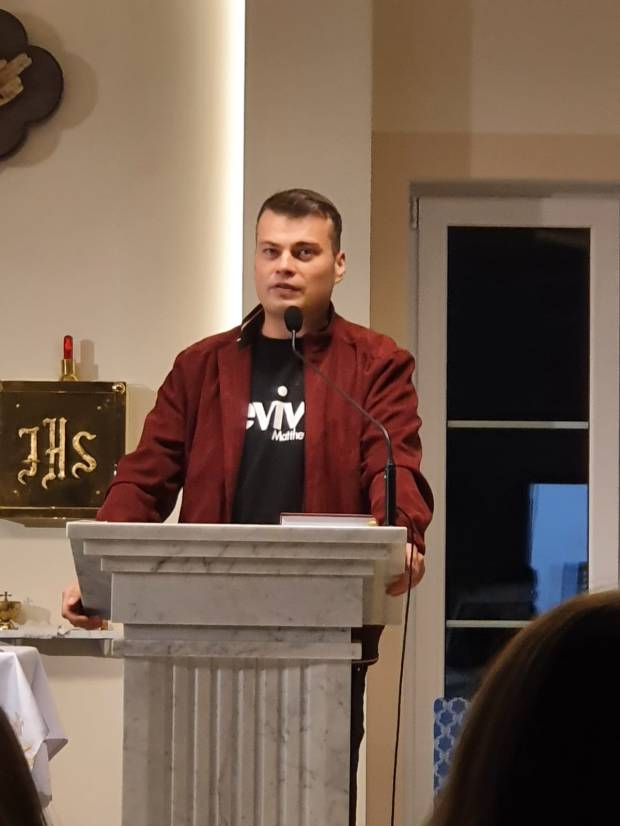 GRZEGORZ MIECZNIKOWSKI
