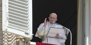 Papież: Nigdy nie wchodźmy w dialog z diabłem. On jest bardziej przebiegły niż my