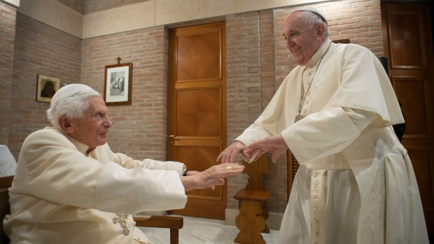PAPIEŻ FRANCISZEK, BENEDYKT