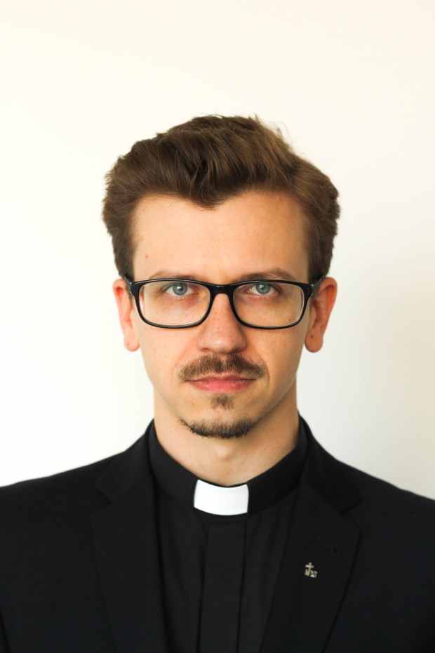 DOMINIK DUBIEL