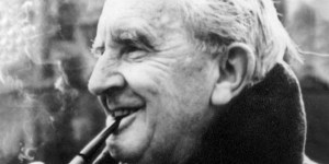 Tolkien chciał spalić swoje dzieła. Ocaliły je przyjaźń i modlitwa