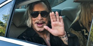 Mickey Rourke: „Dostałem od Boga drugą szansę”. Historia nawrócenia aktora