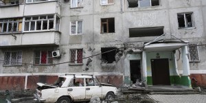 Korytarze humanitarne dla mieszkańców. Ewakuacja Mariupola dojdzie do skutku? &#8220;Panie, ratuj swój lud!&#8221;