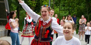 &#8222;Polak, Żyd, Ukrainiec walczą ramię w ramię&#8221;. Jak Polonia z Ukrainy zareagowała na rosyjską inwazję?
