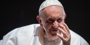 Papież: Zajmij się swoim życiem, nie wtykaj nosa w cudze i „pójdź za Mną”
