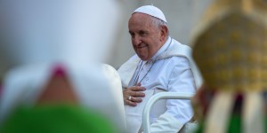 Papież: codziennie czytajmy Ewangelię i pozwólmy, aby te karty stawiały nam pytania