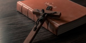 Plaga opętań w azjatyckim kraju. Biskupi otwierają „szkołę dla egzorcystów”