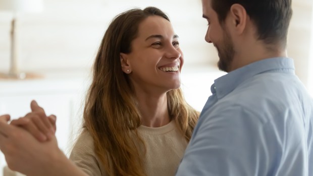 couple-danse-valse.jpg