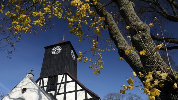 Sanktuarium Matki Bożej Sianowskiej, Królowej Kaszub