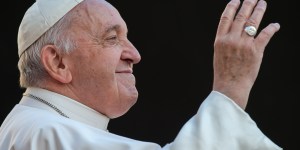 90-letnia kuzynka Franciszka z niespodziewanym prezentem. W zamian przygotowała ulubione wino papieża