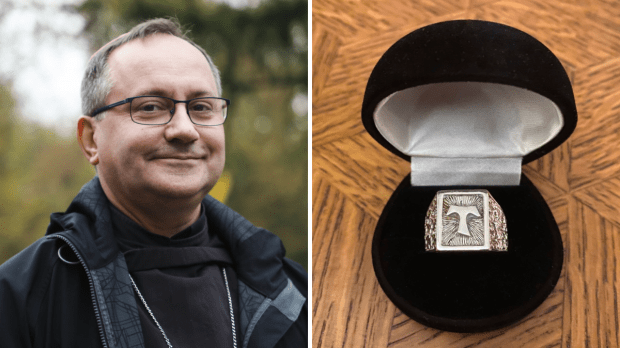 biskup Damian Muskus wystawił swój pierścień na licytację