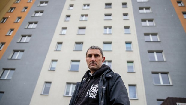 Ksiądz Adam Anuszkiewicz, raper