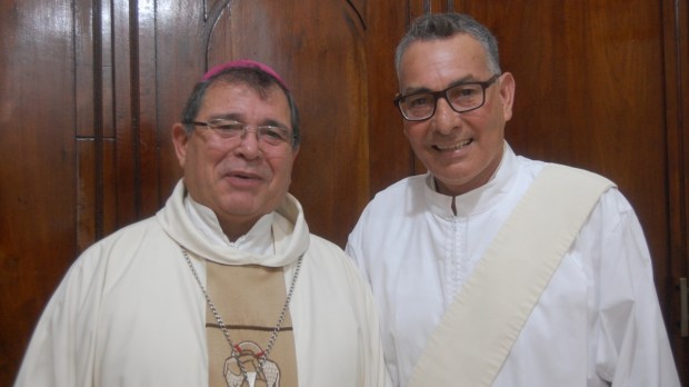 Święcenia kapłańskie 66-letniego Roberto Wrighta z diecezji Quilmes w Argentynie