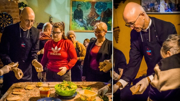 Arcybiskup Galbas robił kanapki dla bezdomnych w Katowicach
