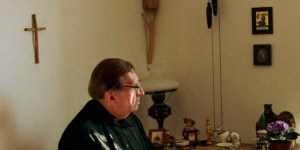 Ostatni wiersz ks. Jana Twardowskiego i paradoksalna obawa: „Żebym nie zasłaniał sobą Ciebie”