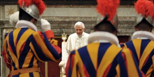 „Piękna osoba, której będzie nam brakowało”. Świadectwo gwardzisty o Benedykcie XVI