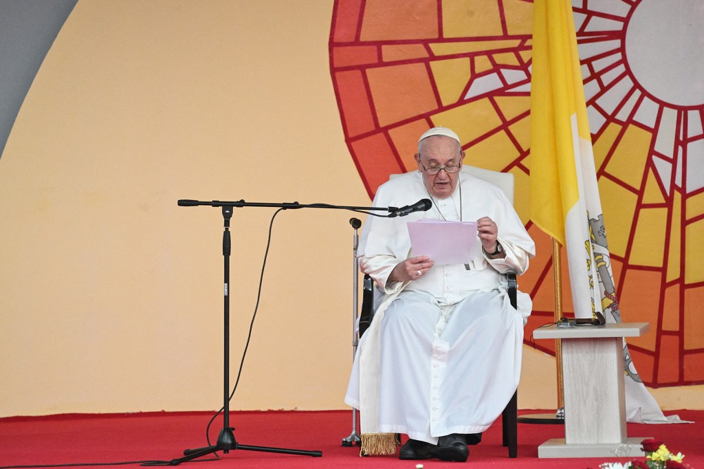 Pope-Francis-addresses-attendees-at-the-Palais-de-la-Nation-in-Kinshasa-Democratic-Republic-of-Cong-AFP
