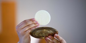 Czy Eucharystia może uchronić nas przed popełnieniem grzechów w przyszłości?