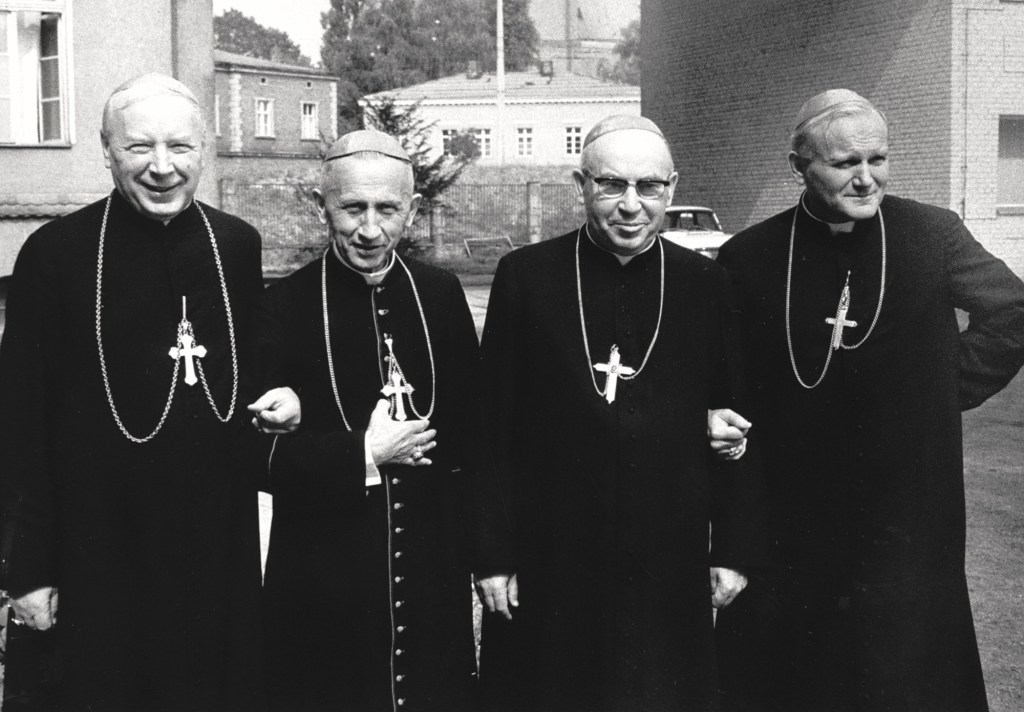 Prymas kard. Stefan Wyszyński, abp Antoni Baraniak, kard. Bolesław Kominek i kard. Karol Wojtyła.