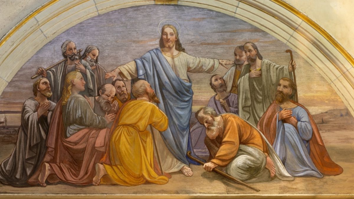Jesus-Apostles-Resurrection-Shutterstock.jpg