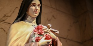 Teresa z Lisieux doznała „ataku Serafina”. Mało znane fragmenty akt beatyfikacyjnych