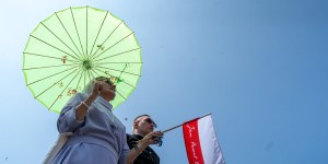 Musimy być jak dzieci: usiąść na kolanach Boga. Papież na „Anioł Pański” [zdjęcia]