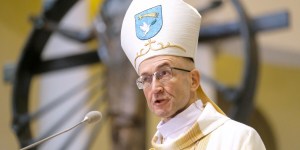 Abp Galbas do proboszczów: Traktujcie dobrze waszych parafian!